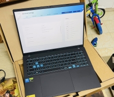  Asus Gaming V16 V3607VM (Core 7 240H, 32GB, 1TB, RTX 5060 8GB, WUXGA 144Hz, Win11)