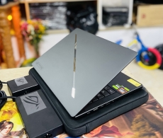 Asus Rog Zephyrus G14 GA403WP Ryzen AI 9 HX 370 , 32GB RAM ,RTX 5070 