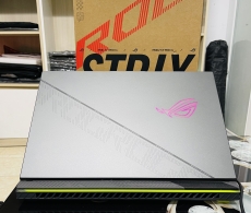 Asus ROG Strix G18 Plus G814JI I9-13980HX || 32GB RAM || 1TB SSD || RTX 4070 8G || 18" WQHD 2K , 240Hz  