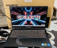 Laptop Gaming Gigabyte G5 KE I5-12500H || 16GB || 512GB || RTX 3050TI || 15.6" Full HD IPS 144Hz 