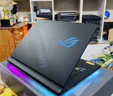 Asus ROG Strix SCAR 16 (G635LX-RW179W) Ultra 9-275HX , 64GB RAM , SSD 4TB ,RTX 5090 24GB , 16" 2.5K , 240Hz