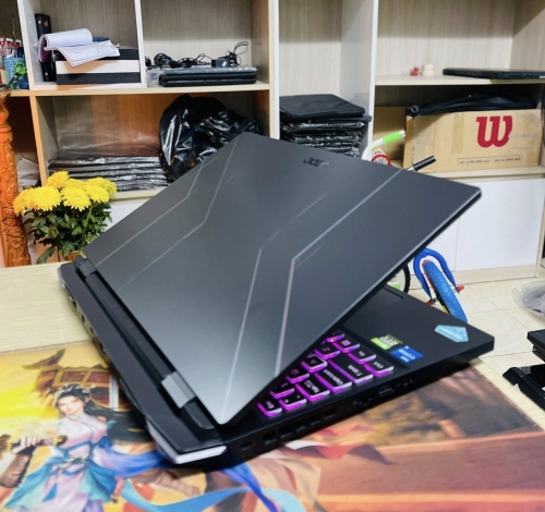 Acer Nitro Tiger AN515 58 i5 12500H || 16GB RAM || 512GB SSD || RTX 3050 || 144Hz || RGB