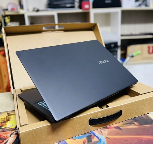  Asus Gaming V16 V3607VM (Core 7 240H, 32GB, 1TB, RTX 5060 8GB, WUXGA 144Hz, Win11)