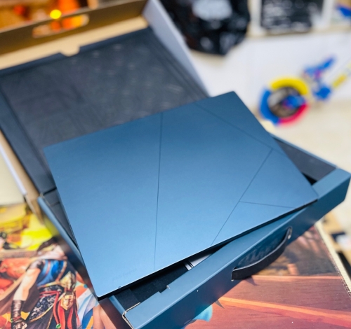 Laptop Asus Zenbook 14 OLED UX3405MA Ultra 5-125H /16GB/512GB/14" 2.8K Oled ,120Hz/Win11