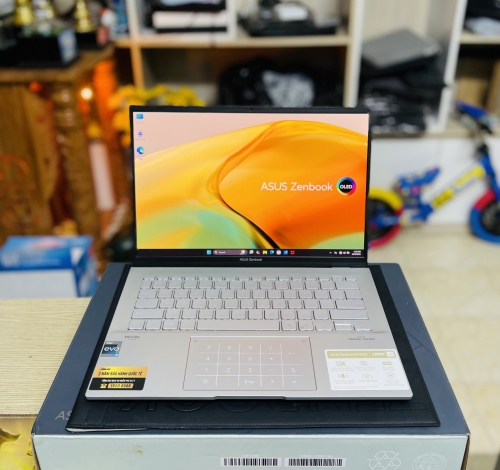 Asus Zenbook 14 OLED UX3402VA I5-13500H/16GB/512GB/14" 2.8K OLED , 90Hz