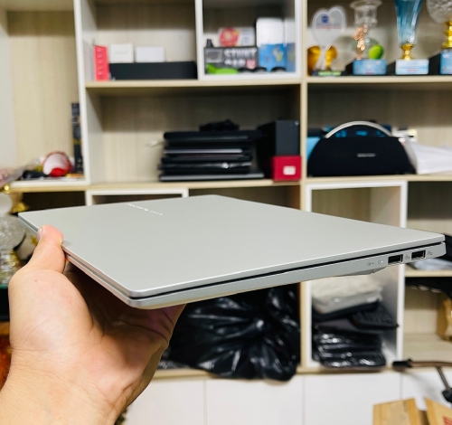 ASUS Vivobook S 14 M5406WA-PP071WS Ryzen AI 9 HX 370 ,32GB RAM ,14" 3K OLED 120Hz