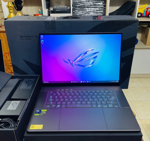 ASUS ROG Zephyrus G16 GU605CM Ultra 9 285H/32GB/1TB/16 2.5K 240Hz OLED/5060 8GB