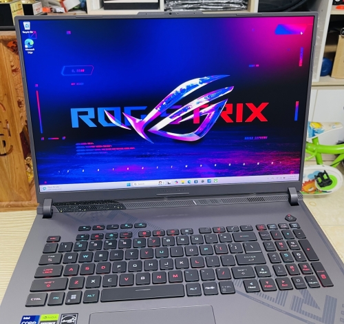 Asus ROG Strix G18 Plus G814JI I9-13980HX || 32GB RAM || 1TB SSD || RTX 4070 8G || 18" WQHD 2K , 240Hz  