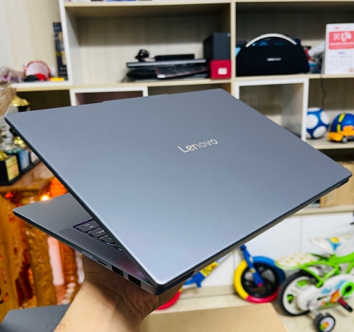 Lenovo Ideapad Slim 5 14AKP10 AMD , Ryzen AI 7 350 , 32GB RAM , 14" WUXGA OLED