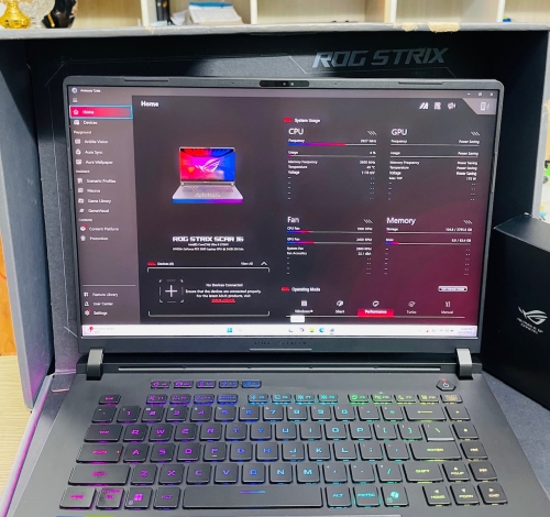 Asus ROG Strix SCAR 16 (G635LX-RW179W) Ultra 9-275HX , 64GB RAM , SSD 4TB ,RTX 5090 24GB , 16" 2.5K , 240Hz